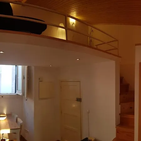 Spacious Tailor Made Bairro Alto