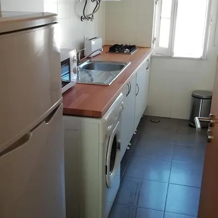 Spacious Tailor Made Bairro Alto Апартаменты