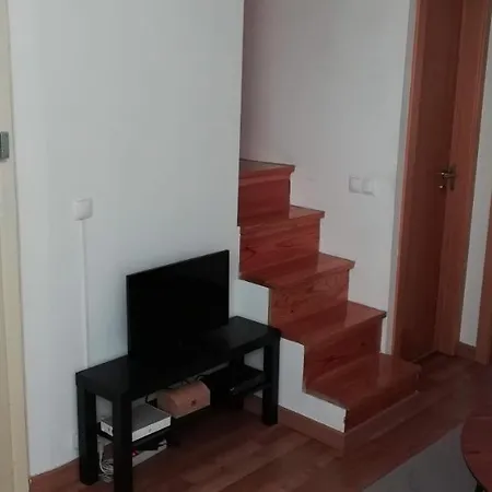 Апартаменты Spacious Tailor Made Bairro Alto Лиссабон
